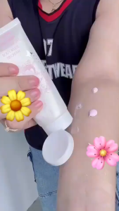 YUKIHADA ครีมทาผิว BBทาตัวให้ขาวขึ้น พอกได้ทั่วตัว เนื้อครีมเกลี่ยง่าย ไม่เหนอะตัว กันเหงื่อกันน้ำ