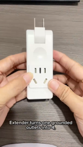 Turn Four Socket 180 Degrees to Change the Plug Ultra-thin Expansion Against Wall Four-bit Porous Power Converter MAX 2500W Fire-resistant Plastic Component 750°