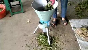 Máy băm rau muốngcây bèo tây tặng kèm bộ lưỡi dao gồm 4 cái