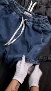 Quần short Jean trên gối chất vải Denim co giản thoải mái đứng from