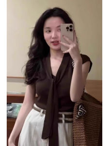 YUEZHONGWEI | Áo thun nữ tay ngắn dệt kim cổ chữ V kiểu Pháp mùa hè siêu đẹp độc đáo nhỏ gọn ôm vừa vặn áo ngắn