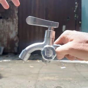 Củ Sen Lạnh chất liệu SUS304 Loại Thông Dụng 1 đầu xả nước vào xô - chậu 1 đầu liên kết dây dẩn nước sen tắm.