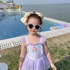 REALSELF  ชุดว่ายน้ำเด็กหญิง ชุดนางเงือกเด็ก การออกแบบอย่างมีสไตล์และสะดวกสบาย ชุดว่ายน้ำนางเงือกฤดูร้อนหวานของเด็กผู้หญิงสไตล์เจ้าหญิงกระโปรงว่ายน้ำชิ้นเดียว241017