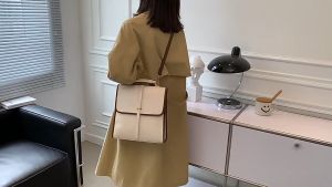 tas sekolah belah ketupat gaya perguruan tinggi Jepang perempuan 2025 niche baru ransel siswa versi Korea ransel perjalanan berkapasitas besar buku tulis anime stationery korea selempang handbag wanita cewek bag sling bag selempang shoulderbag