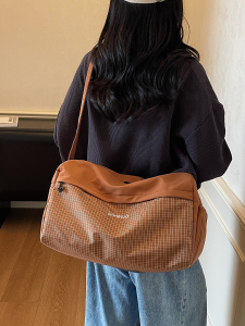 กระเป๋าสะพายข้างแบบสะพายข้างน้ำหนักเบา ความจุขนาดใหญ่ กระเป๋าผู้ชาย กระเป๋าผู้หญิง กระเป๋าสำหรับออกกำลังกาย กระเป๋าโยคะ กระเป๋าเดินทางแบบลำลอง กระเป๋าสะพายไหล่ข้างเดียวแบบอเนกประสงค์