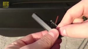 Jaring Penyimpanan Barang Mobil Kantong Car Net Pocket Handbag Holder Tempel