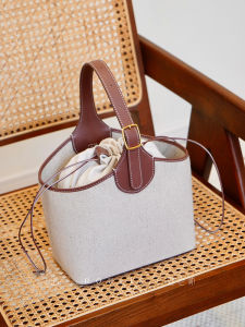 Artistic Style Bobbin Small Cowhide Linen Basket Bag Handheld Water Bucket Bag Craftsmanship Leather Vegetable Fiber Tote Bag