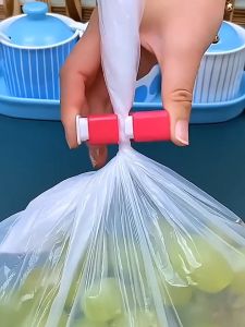 (1 PCS) Spring Sealing Clip Plastic Keep Fresh Storage Grip Food Sealer Bread Bag Snack Squeeze Clip Holder Seal Tool