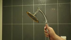 Vòi hoa sen tay sen tăng áp loại to - mặt bát 15 cm xoay 360 Độ tiết kiệm nước