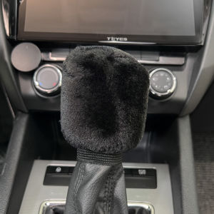 ปลอกหุ้มเกียร์ผ้าพลัฌสำหรับฤดูหนาวปลอกหุ้มเกียร์ปลอกหุ้มคันเกียร์ชุดคันเกียร์ที่หุ้มเบรกมือชุดคันเกียร์รถยนต์แบบอัตโนมัติแบบใช้ได้ทั่วไป