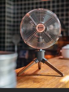 Vintage 8-Inch Metal Wooden Tripod Desk Fan for Living Room Coffee Shop Adjustable Wind Direction Portable Air Conditioner
