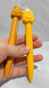 Pulpen Lucu Putar Capybara Bear Beruang Kapibala Gel Pen Premium/ Cute Gel Pen Spin Hiding Kapibara