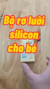Bộ rơ lưỡi cho bé bộ rơ lưỡi silicon cho bé Kichilachi bộ rơ lưỡi cho bé sơ sinh set rơ lưỡi bàn chải silicon cho bé từ 0-18 tháng