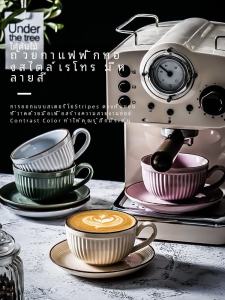 แก้วกาแฟลิฟต์ครีมสไตล์ย้อนยุค แก้วดื่มน้ำเซรามิก แก้วกาแฟคู่ ชุดเครื่องดื่มช่วงบ่าย แก้วกาแฟรูปหู ลายดอกไม้ ลายดอกไม้ ลายดอกไม้