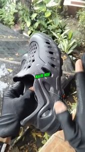 Sepatu Sneakers Karet Slip On Maestro Karet EVA Anti Slip Size 38-43