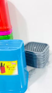 ที่เสียบมีด ที่ใส่มีด กล่องเสียบมีด ของใช้ในครัว มี3ตัวเลือก พลาสติกอย่างดี จัดระเบียบครัว แข็งแรง