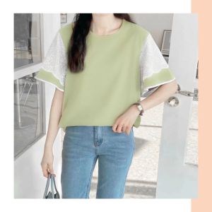 เสื้อ QZshop ผ้าดีใส่สบาย ลาย แขนเก๋ๆ น่ารักๆ 🌹 คอกลม แขนสั้น, ตรงแขนปักงานลูกไม้เก๋ ๆ เหมาะกับทุกฤดูกาล