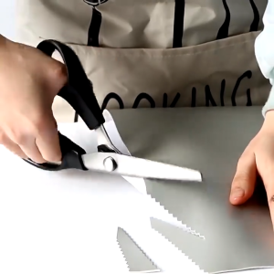 7mm กรรไกร ซิกแซกตัดผ้าตัดผ้า  กรรไกรซิกแซก ตัดหนัง ตัดผ้า กรรไกรฟันปลา5mm ไม่เป็นสนิม เกรดด