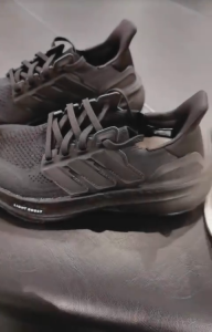 Giày chạy bộ nam nữ Lig ht 5X  Đế êm – Nhẹ – Đàn hồi tốt