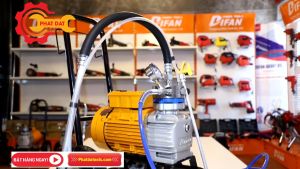 Máy Phun Sơn Công Nghiệp KP-4500 - Công Suất 4500w - Chuyên Dụng Có Thể Phun Được Hầu Hết Các Loại Sơn - Đầy Đủ Phụ Kiện - Bảo Hành Toàn Quốc 6 Tháng