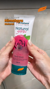 Himalaya Face Wash Natural Glow Rose 100ml