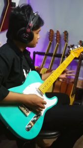 Gitar Elektrik Merk KOWE Clever Model Tele FREE PACKING KAYU