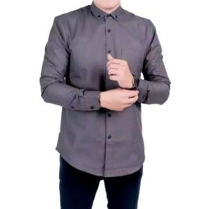 Kemeja polos slimfit lengan panjang casual/ kemeja buat kantor bisa