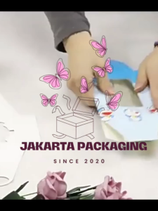 JP Packaging kotak cupcake bermika ukuran FREE TATAKAN 11x9.2x9.2 cm free tempat cupcake bagian dalam COD MN-1801
