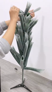 Pohon Natal 90cm Pohon Cemara Green Pine Snow Pine Green Gold Pine Pohon Pinus Polos Salju Emas Gold Ukuran 90 Cm 3 Feet Tree Christmas Decoration Bahan Plastik Dekorasi Natal Rumah Artificial Hiasan Natal Ornamen Tanaman Hias BRG