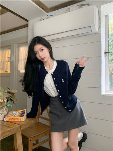 Áo Len Cardigan Dệt Kim Dài Tay Thêu Ôm Vừa Vặn Cho Nữ Mùa Thu 2025 Phong Cách Đại Học Áo Khoác Ngoài Mềm Mại Mặc Thường Ngày