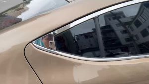 Ốp Nẹp Viền Chân Kính Cong Kính Xe Huyndai Elantra 2018-2022 Form Cũ Mẫu Inox 304 Cao Cấp Sẵn Keo Dán 3M