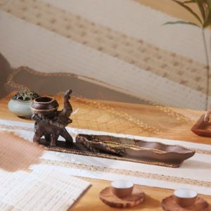 ช้างลากที่เสียบธูปหอม ถาดรองธูปยาว กล่องจุดธูปไม้ไผ่ ที่เชิงเทียนรูปร่างข้าง สำหรับตกแต่งร้านอาหารการศึกษาโต๊ะทำงาน