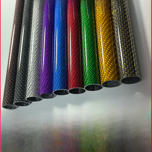 ท่อไฟเบอร์คาร์บอนสีสันสดใส 3K สำหรับเครื่องบินไร้คนขับ ชิ้นส่วนเครื่องบินไร้คนขับ เครื่องมืออุปกรณ์ งานฝีมือ