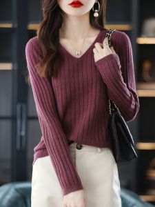 YUEXINYIRONG | Slim Fit V-Neck Warm Knitwear
