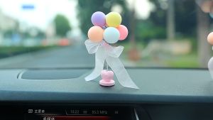 Hiasan Mobil Warna-warni: Dekorasi Interior Mobil Cantik & Lucu