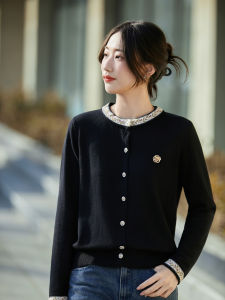 YUEXINYIRONG | French Vintage Embroidered Red Knitted Sweater