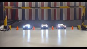 รถเก๋งดริฟท์ อัตราส่วน 1:24 ขับเคลื่อน 4 ล้อ เล่นพร้อมกันได้หลายคัน_HB TOYS