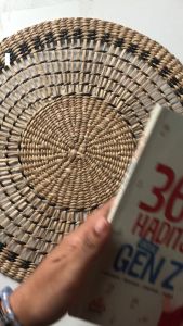 BEST SELLER!! Buku 365 Hadits Untuk Gen Z Akidah Ibadah Akhlak Adab Pustaka Al Kautsar