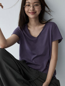 HAVERICE | Cool and Antibacterial T-Shirt V-Neck
