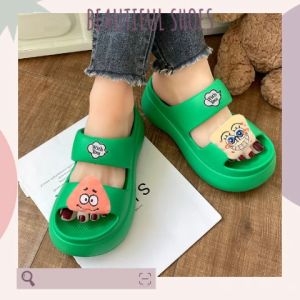 New Arrival QDshop รองเท้าพื้นสูงแฟชั่น เพื่อผู้หญิง ด้วยดีไซน์สุดน่ารัก สำหรับเด็ด กระบวนกราฟ การติดตัวการ์ตูน การแสดงความงามให้น่าสวมใส่มากยิ่งขึ้น