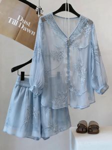 AEJUONOS | Embroidery Lace V-Neck Suit Two Piece Blue
