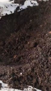 (ส่งฟรี) ดินกุหลาบ Grand garden จำนวน 3 กระสอบ ปริมาณ 28 ลิตร/กระสอบ (น้ำหนัก 12 - 14 kg./กระสอบ)