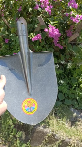 Xẻng thép (Vừa) đầu tròn (21x27 cm) - đào đất dễ dàng trồng cây xúc cát bền bỉ đẹp mắt (600g)