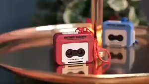 Tape Recorder Keychain  Mini Retro Record Player Keychain Creative Kid Gift Pendant Birthday Gifts 3 Type