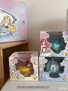 Disney Công chúa trẻ em mỹ phẩm trang điểm dành cho nữ Phấn mắt Bộ hộp trẻ em dành riêng quà tặng đồ chơi không độc hại