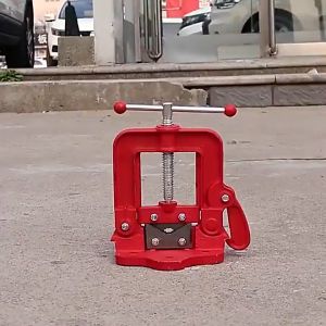 ปากกาจับท่อน้ำ แท่นจับแป๊บ ปากกาจับแป๊บ แท่นจับชิ้นงานทรงกลม หรือจับท่อ (HP302)