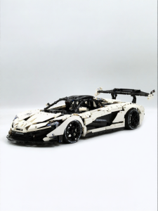 GULY | RC Remotely Controlled Modifiable Car Model with Electric Doors and Rear Wing
