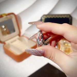 Huitan Fashion Twist Rings for Women Band White CZ Simple Stylish Accessories Party Daily Versatile Jewelry