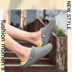 สินค้ามาแรง QZshop สุดท้าย🔥 รองเท้าแฟชั่นชายหญิงรองเท้าหัวโตมีสายรัดส้น มีรูระบาย และสมบูรณ์สูง สำหรับคนที่มีความต้องการเท้าที่ไม่ร้อนเท้าและพื้นนิ่ม เพราะไม่ควรพลาด🎉