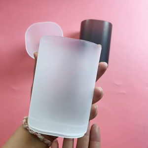 SEA JJT กระบอกปากกาโปร่งใสสไตล์มินิมอลสำหรับโต๊ะทำงานและอุปกรณ์สำนักงาน